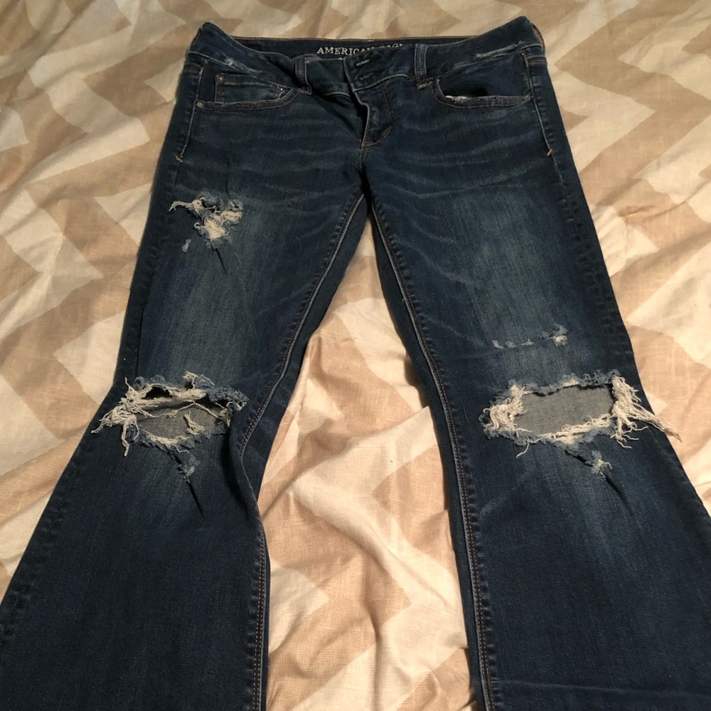 AE artist flare jean!